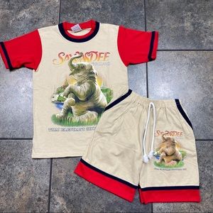 Boy’s/Kid’s VTG 90’s Thailand Elephant T-Shirt & Shorts Size Large